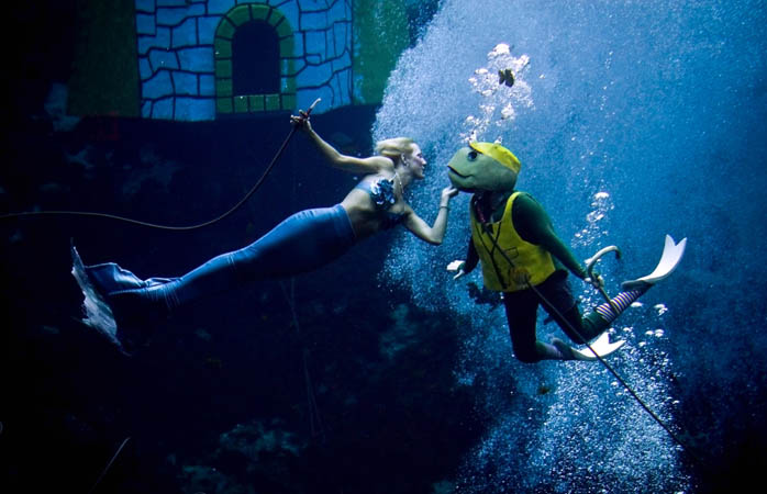 The wonderfully whacky mermaid show at Weeki Wachee Spring