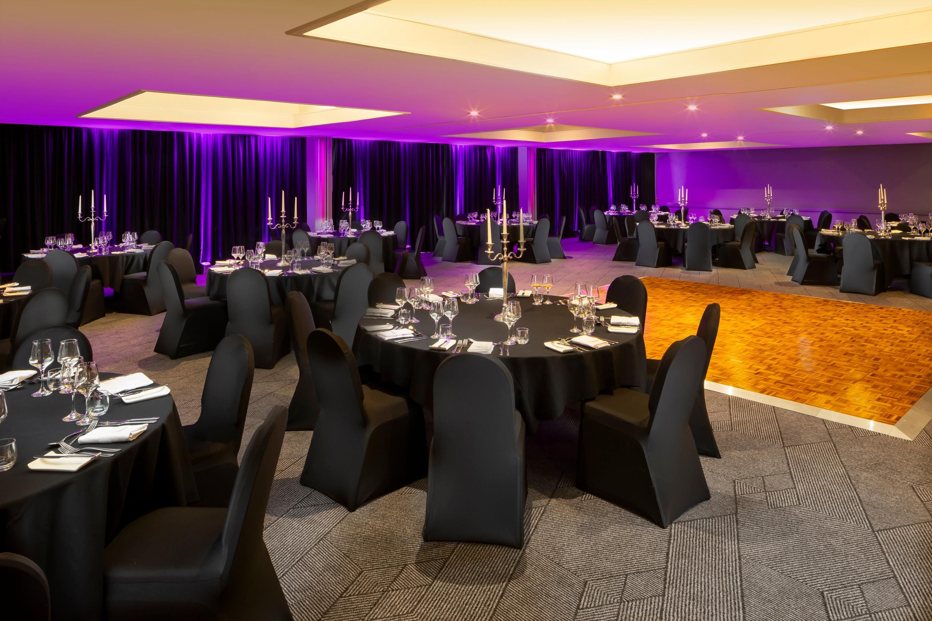 AmazingVenues\, image size:3000x2000