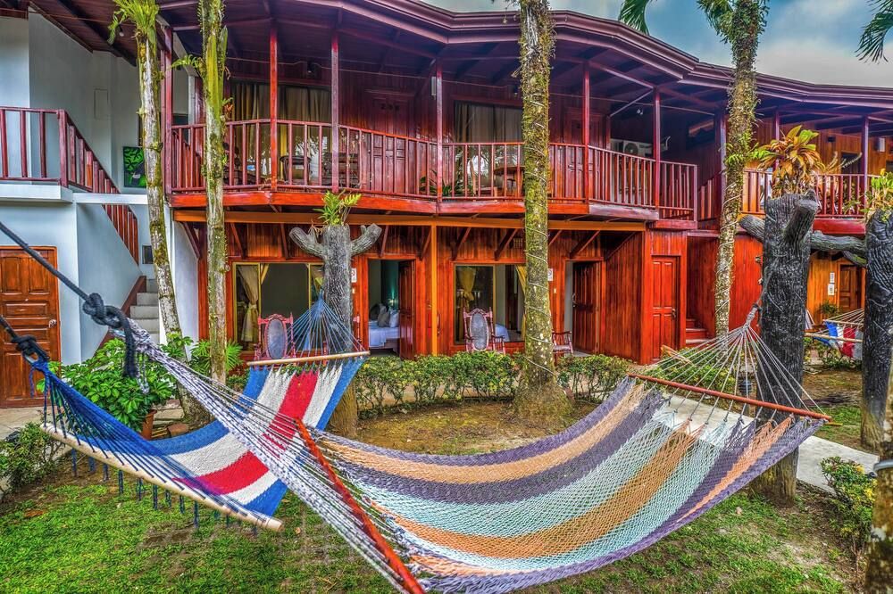 Poshtel Arenal in La Fortuna, Costa Rica from $12: Deals, Reviews