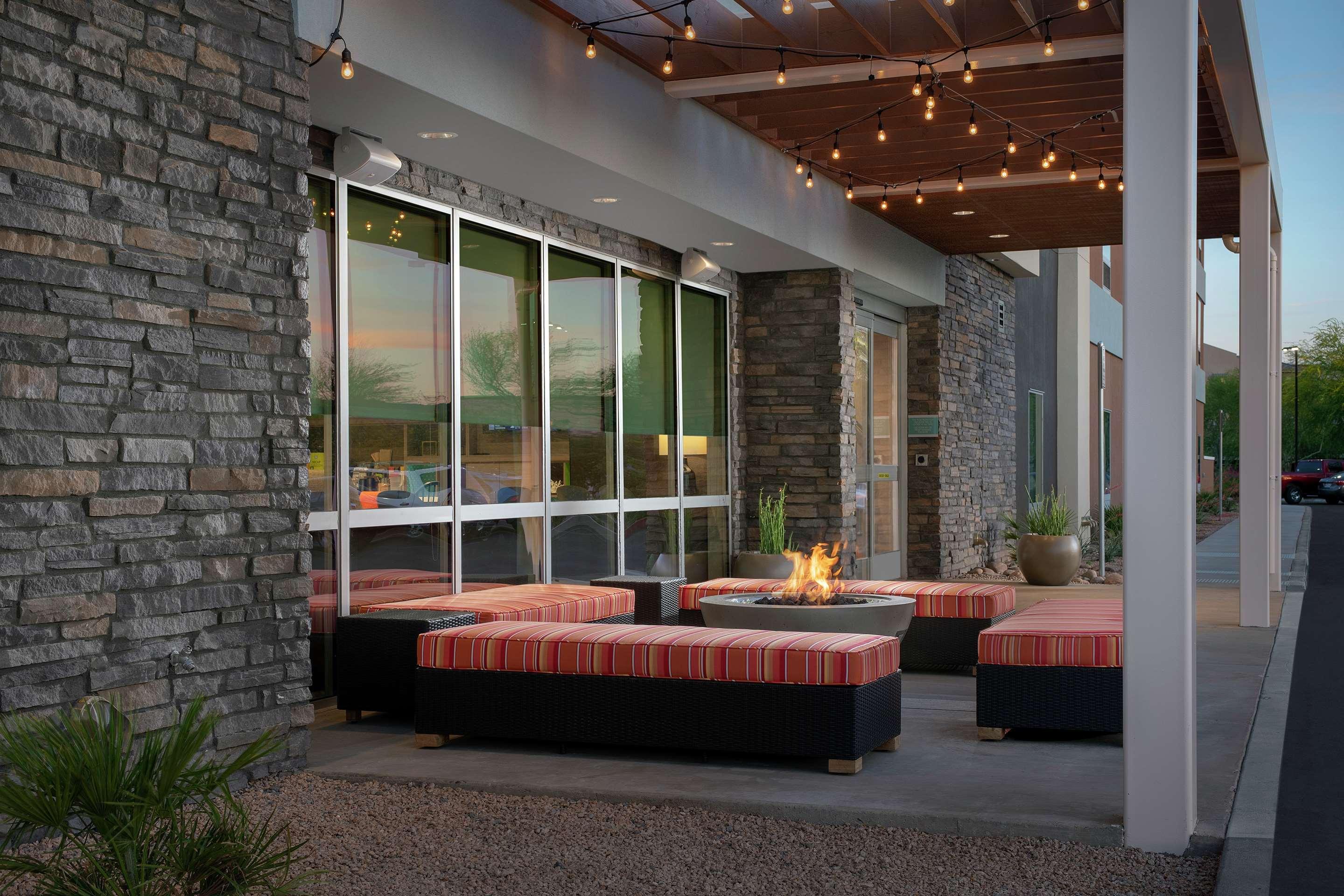Home2 Suites By Hilton Phoenix Airport South in Phoenix, the United States  from $96: Deals, Reviews, Photos | momondo