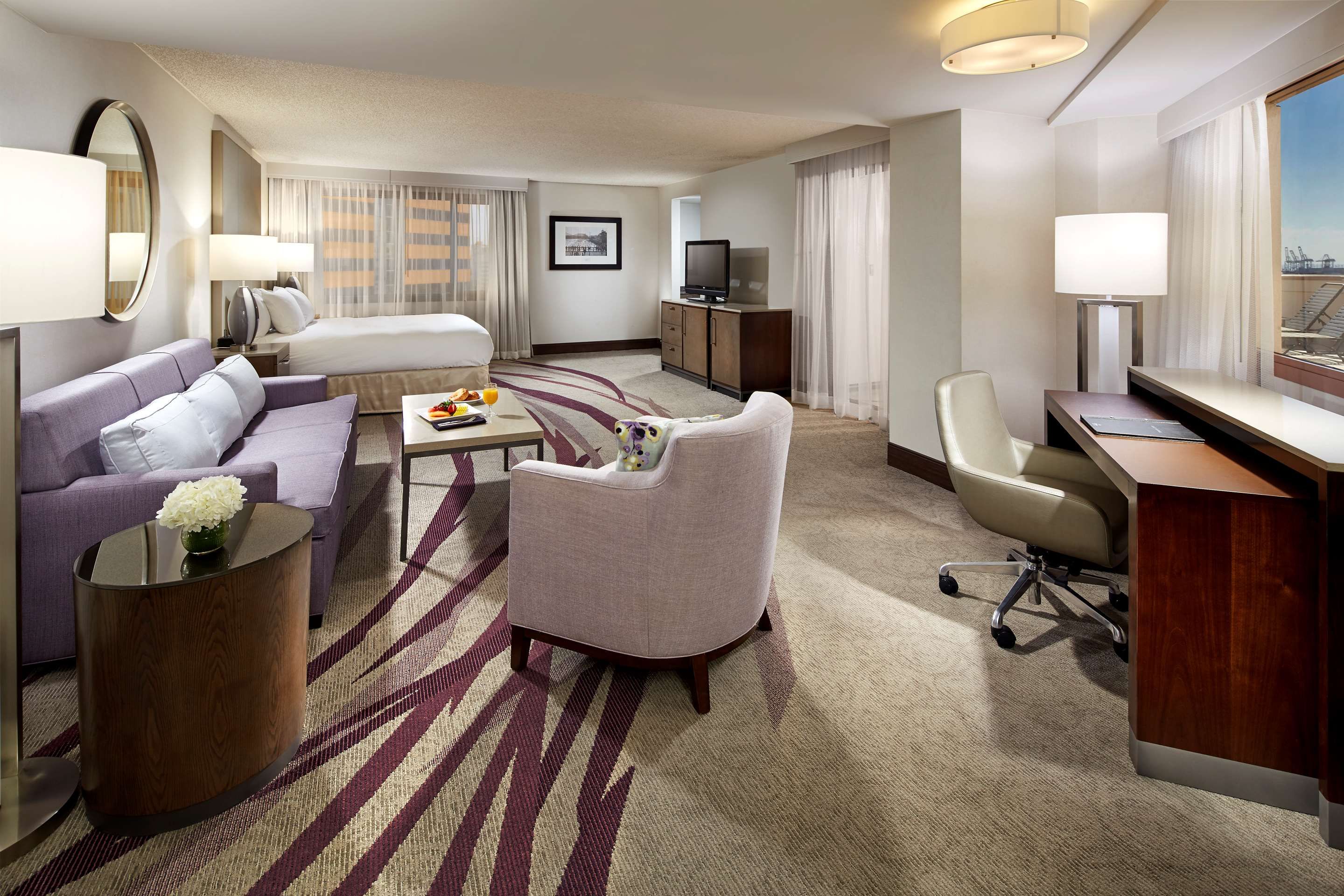 Hilton Long Beach Hotel in Long Beach, the United States from $135: Deals,  Reviews, Photos | momondo