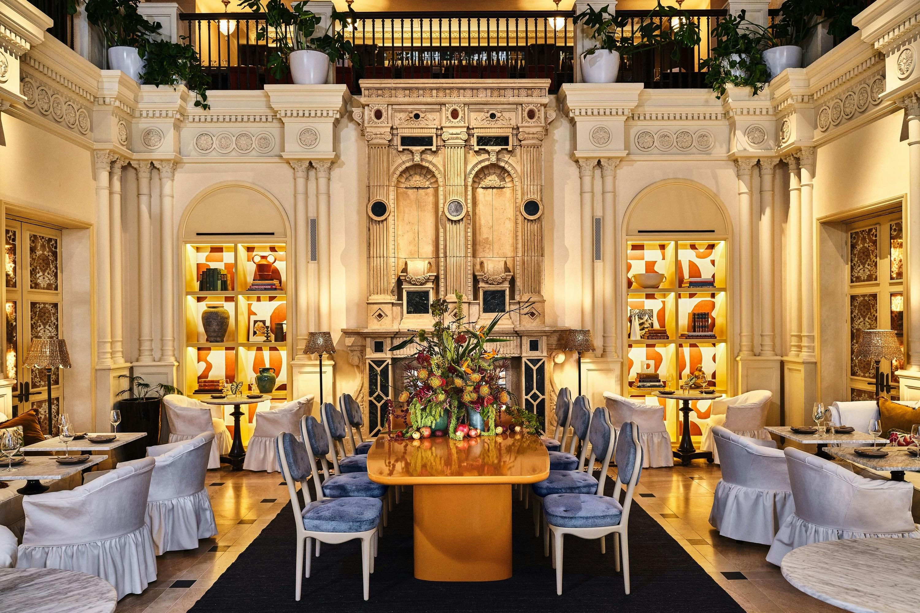 Hotels near Los Angeles Convention Center (Los Angeles) from $18/night -  momondo