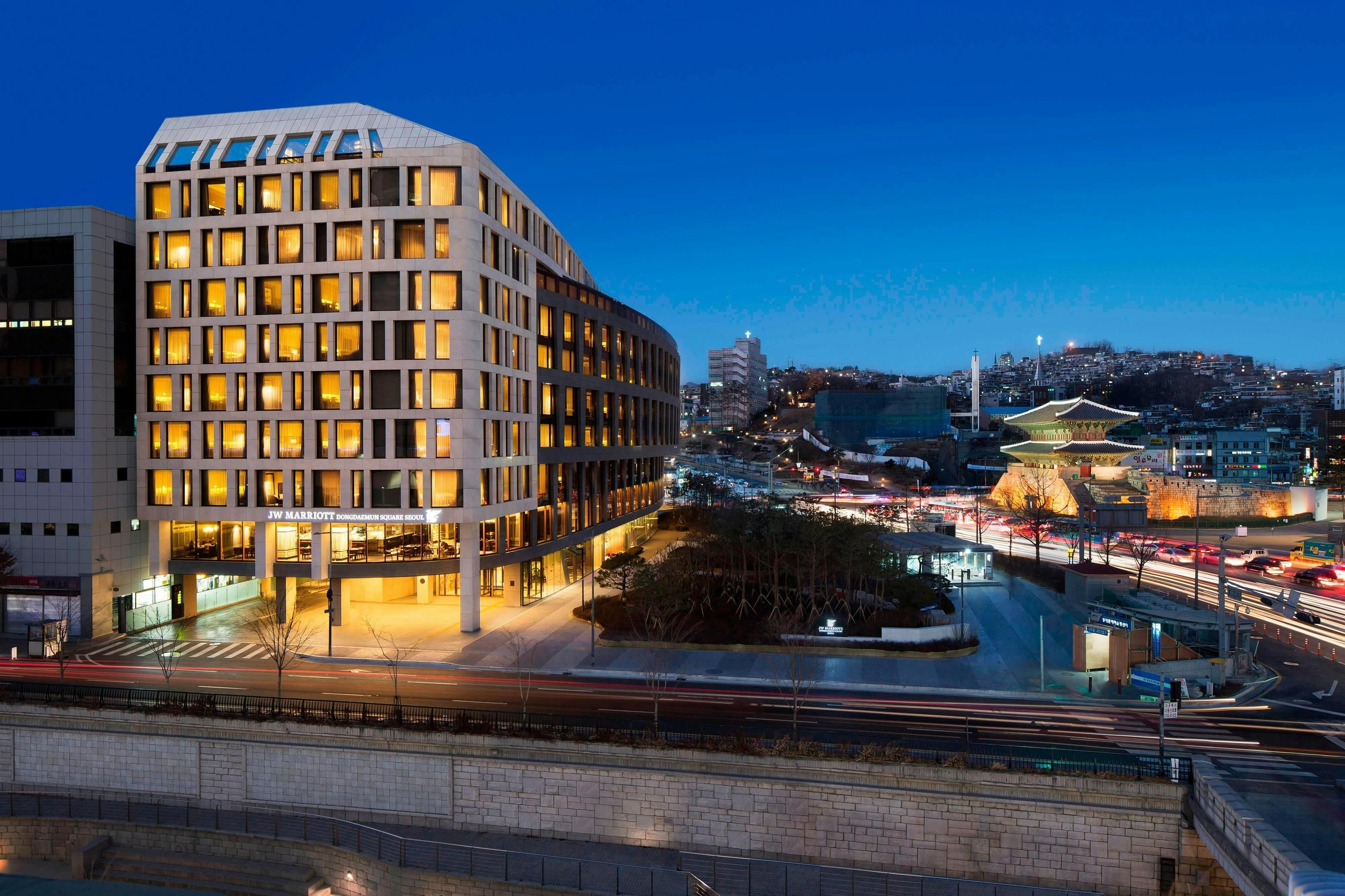 JW Marriott Dongdaemun Square Seoul — Property photograph