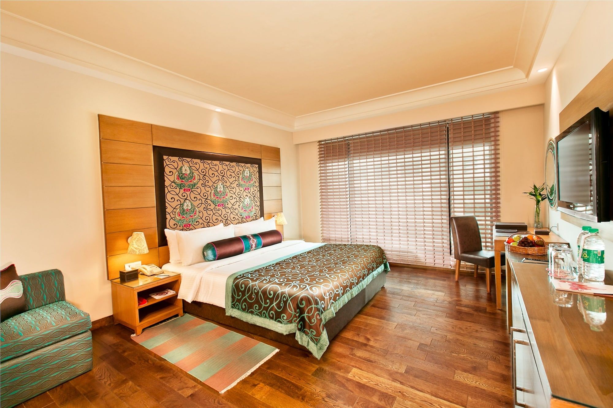 The Lalit Jaipur in Jaipur, India from $60: Deals, Reviews, Photos | momondo, image size:2000x1333