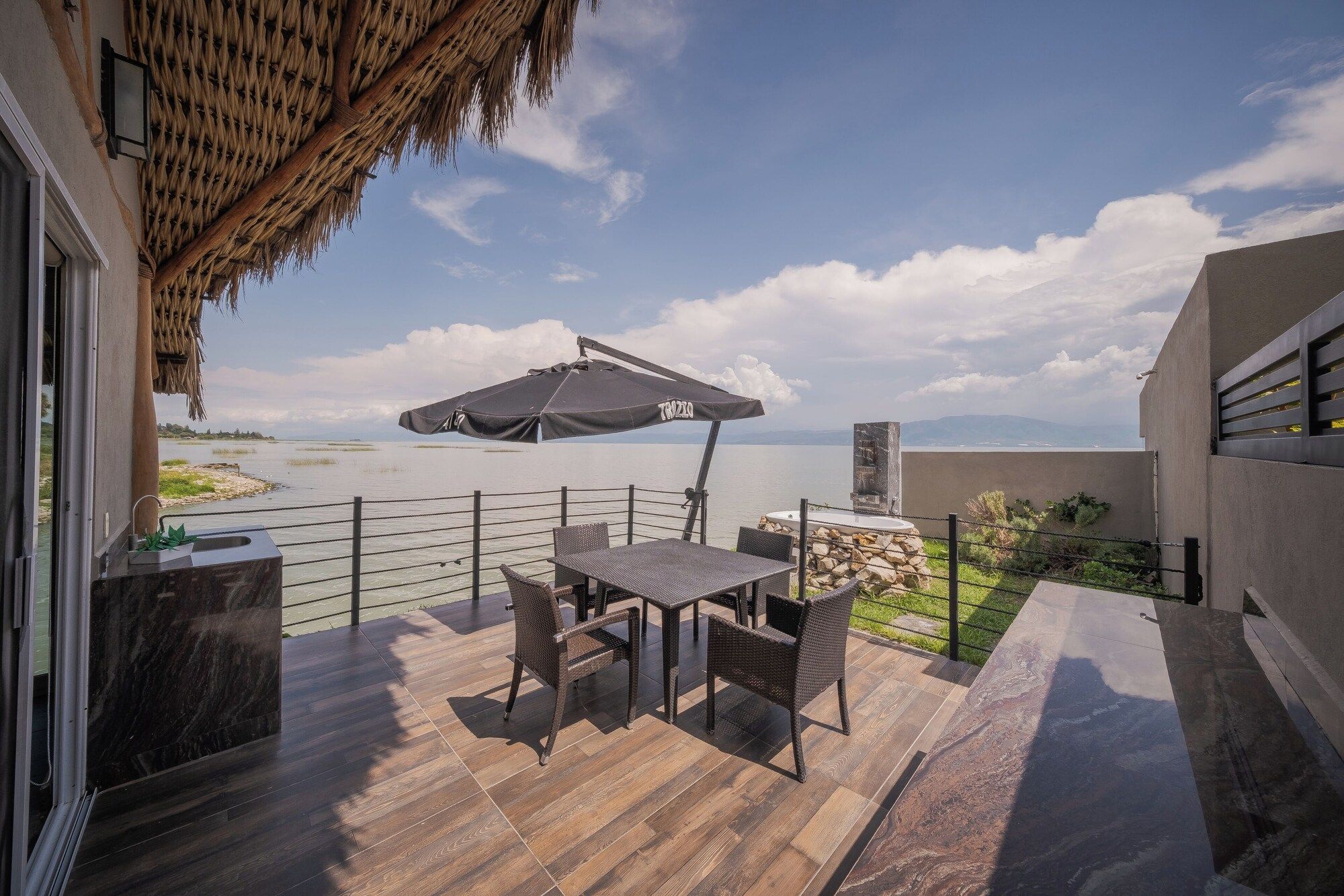 Hotels in Ajijic from $36 - Find Cheap Hotels with momondo, image size:2000x1333