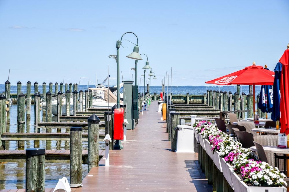 Rod 'n' Reel Resort in Chesapeake Beach, the United States from $109:  Deals, Reviews, Photos