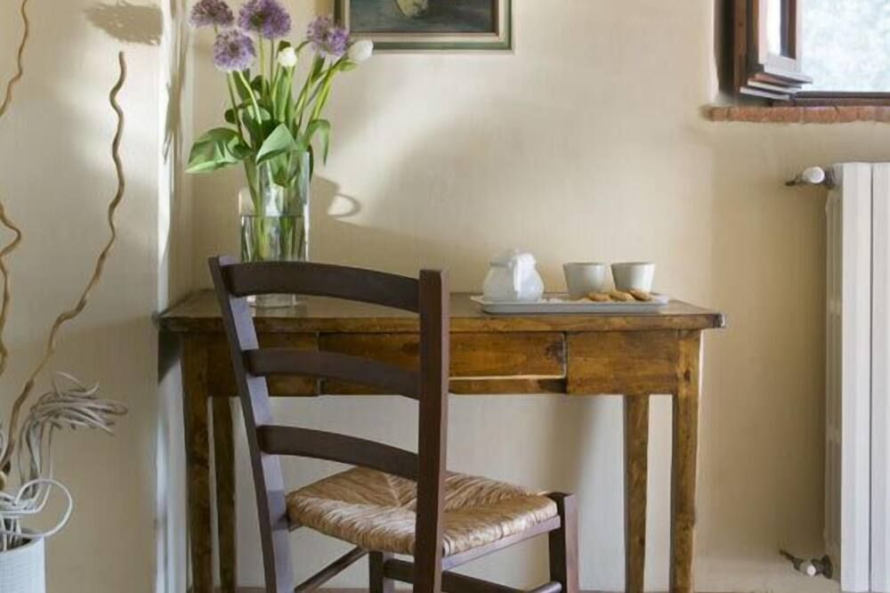 Agriturismo Il Castagnolino in San Gimignano, Italy from $118