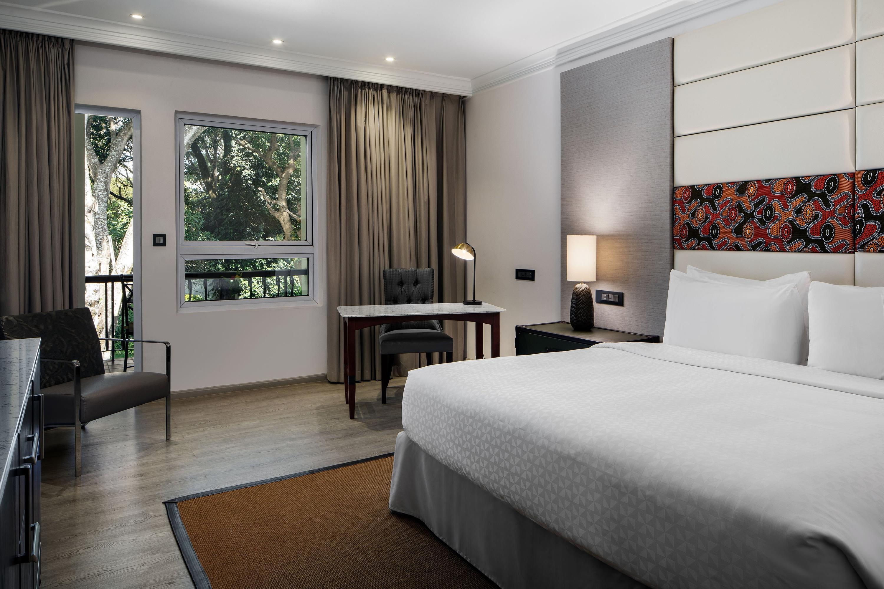 THE 10 CLOSEST Hotels to Svelte Hotel and Personal Suites, New Delhi