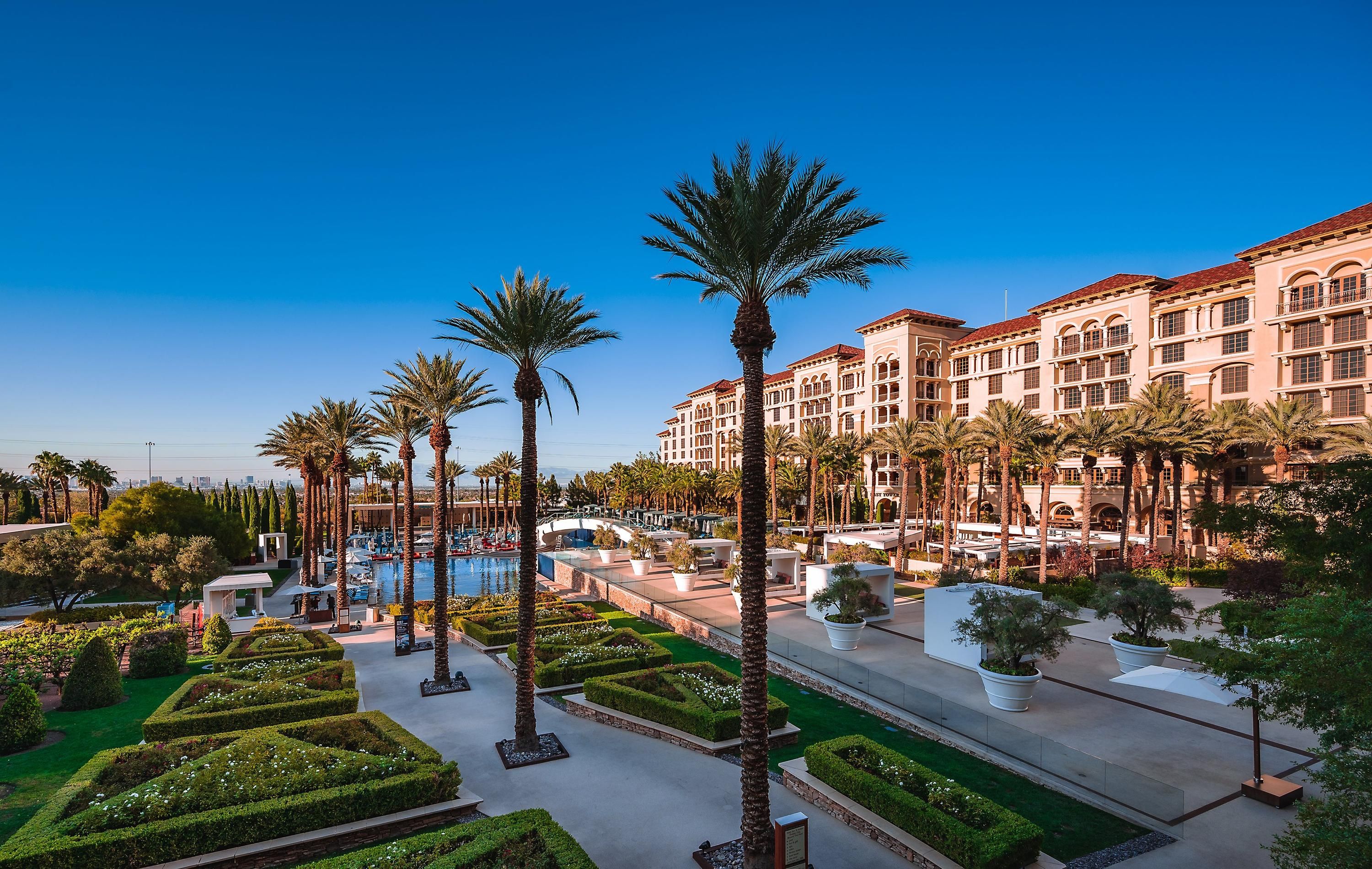 Green Valley Ranch Resort Spa Casino in Henderson, the United States from  $82: Deals, Reviews, Photos | momondo, image size:3000x1900