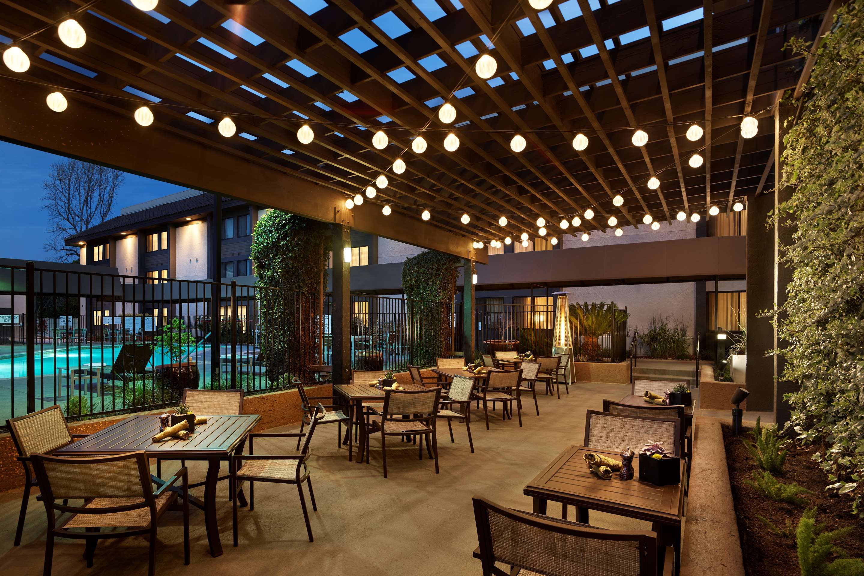 Sonesta Silicon Valley in Milpitas, the United States from $38: Deals,  Reviews, Photos | momondo