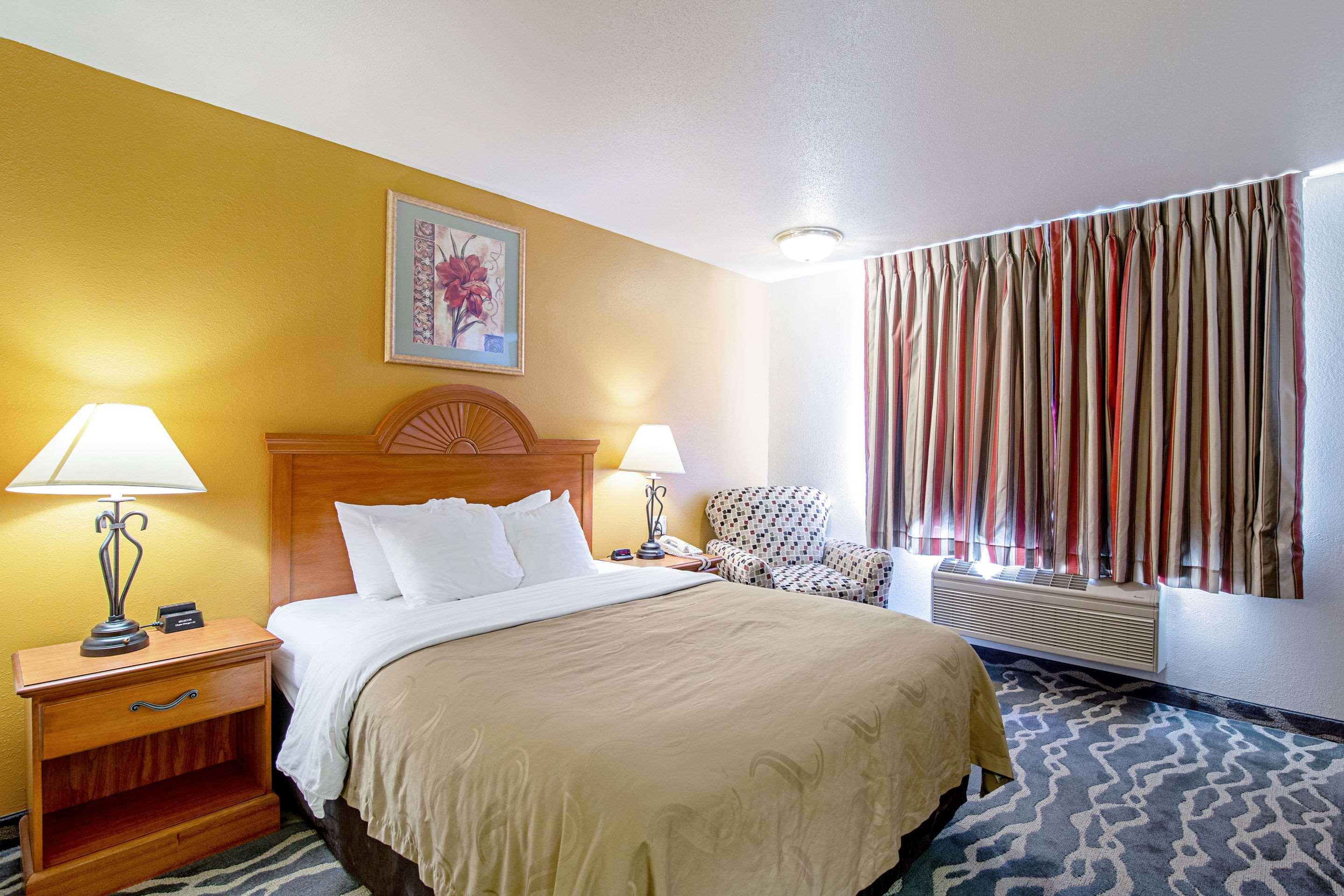 cheap hotels in huron sd