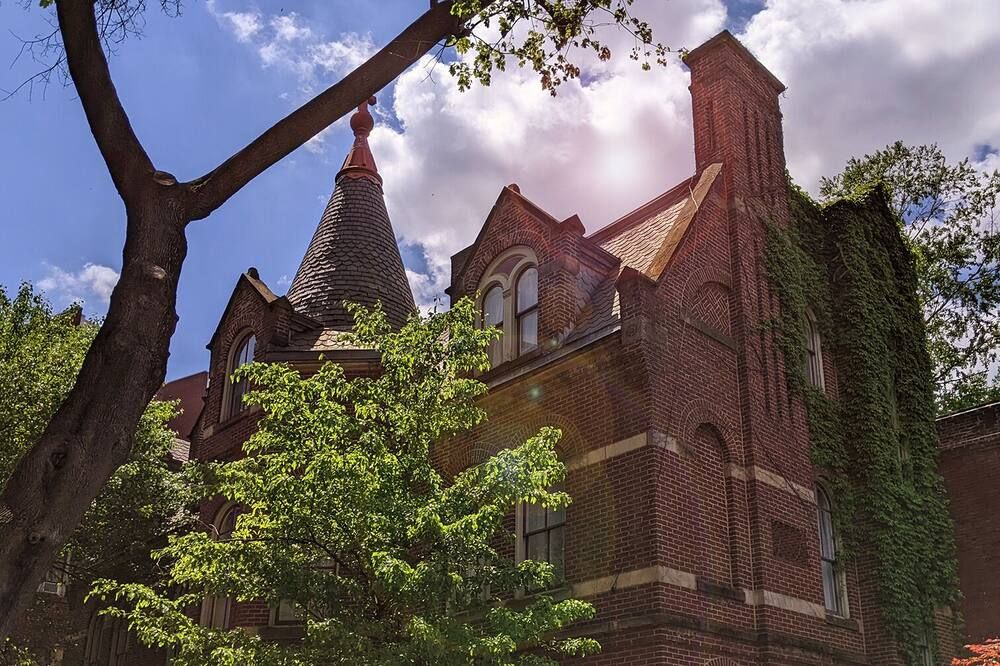 The Priory Hotel in Pittsburgh, the United States from $113: Deals