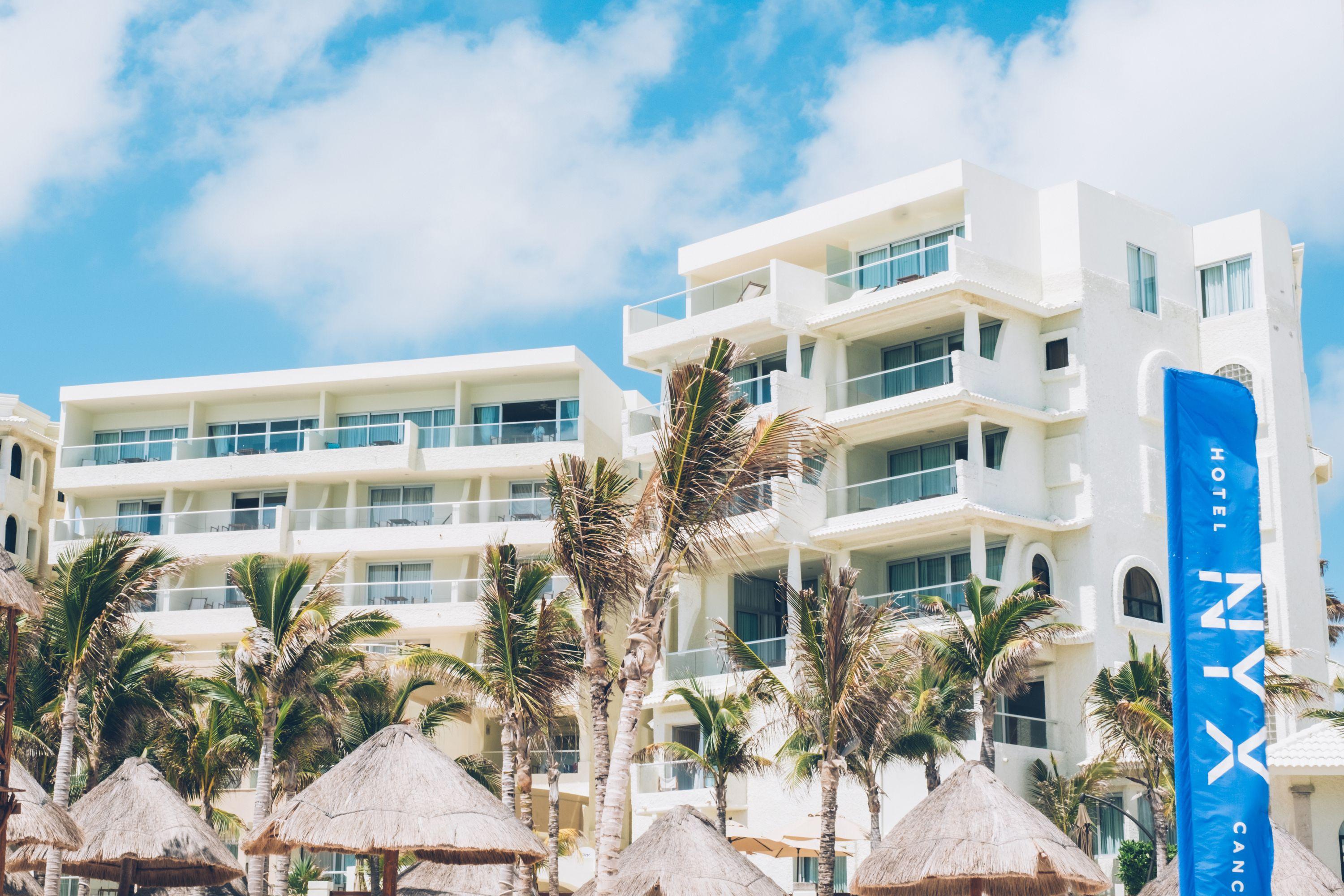 Ex avalon. NYX Канкун Мексика Cancun. НИКС отель Канкун. Отель NYX Мексика. Dolpnin Cancun Hotel.