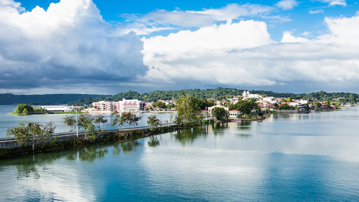 Flights to Flores