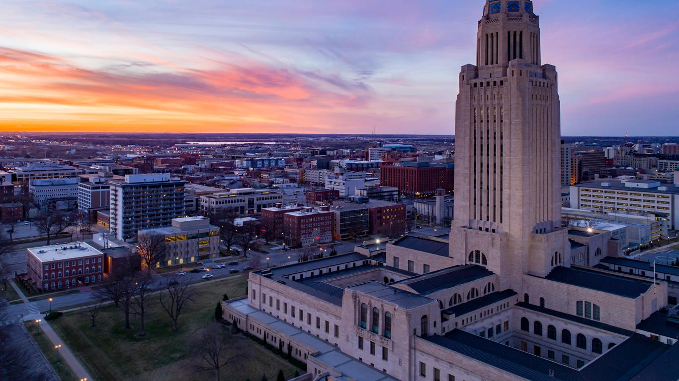 Flights to Lincoln, Nebraska