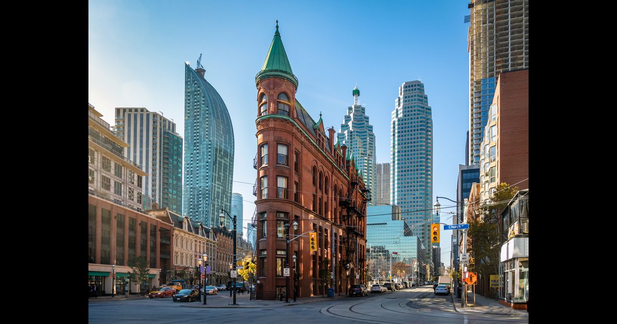 Find Cheap Flights From Chicago To Toronto Starting At 198 Momondo