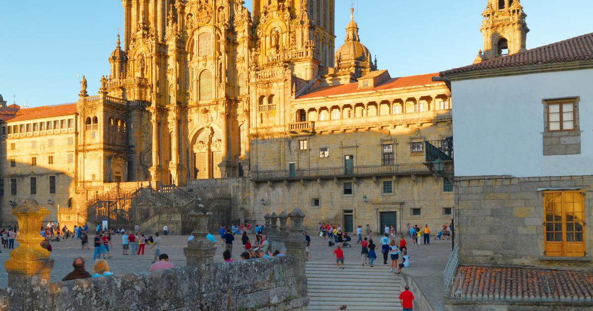 Find Cheap Flights from New York to Santiago de Compostela ...