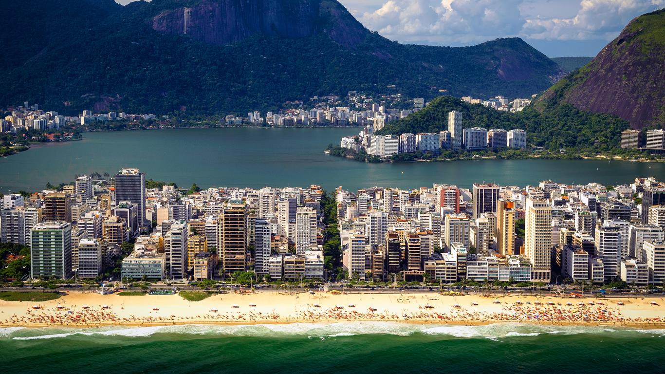 American Airlines® - Find flights to Sao Paulo