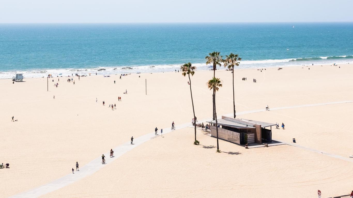 Flights to Santa Monica