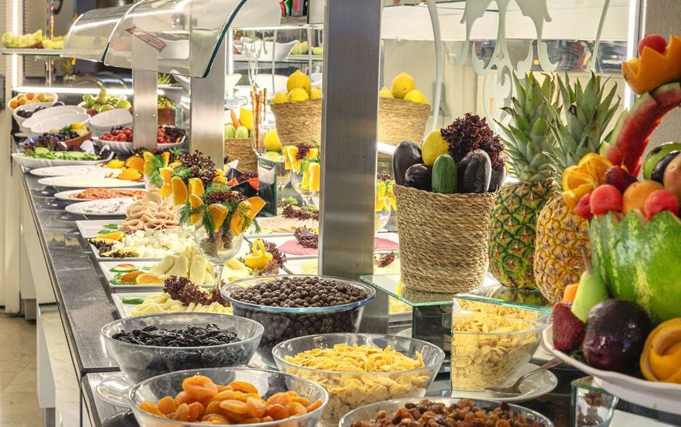 Buffet Photo
