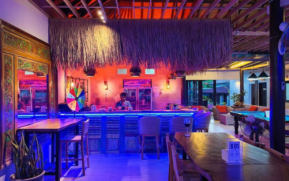 Bar Photo
