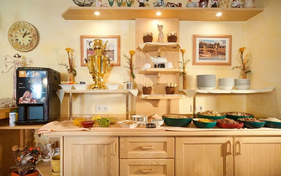 Buffet Photo