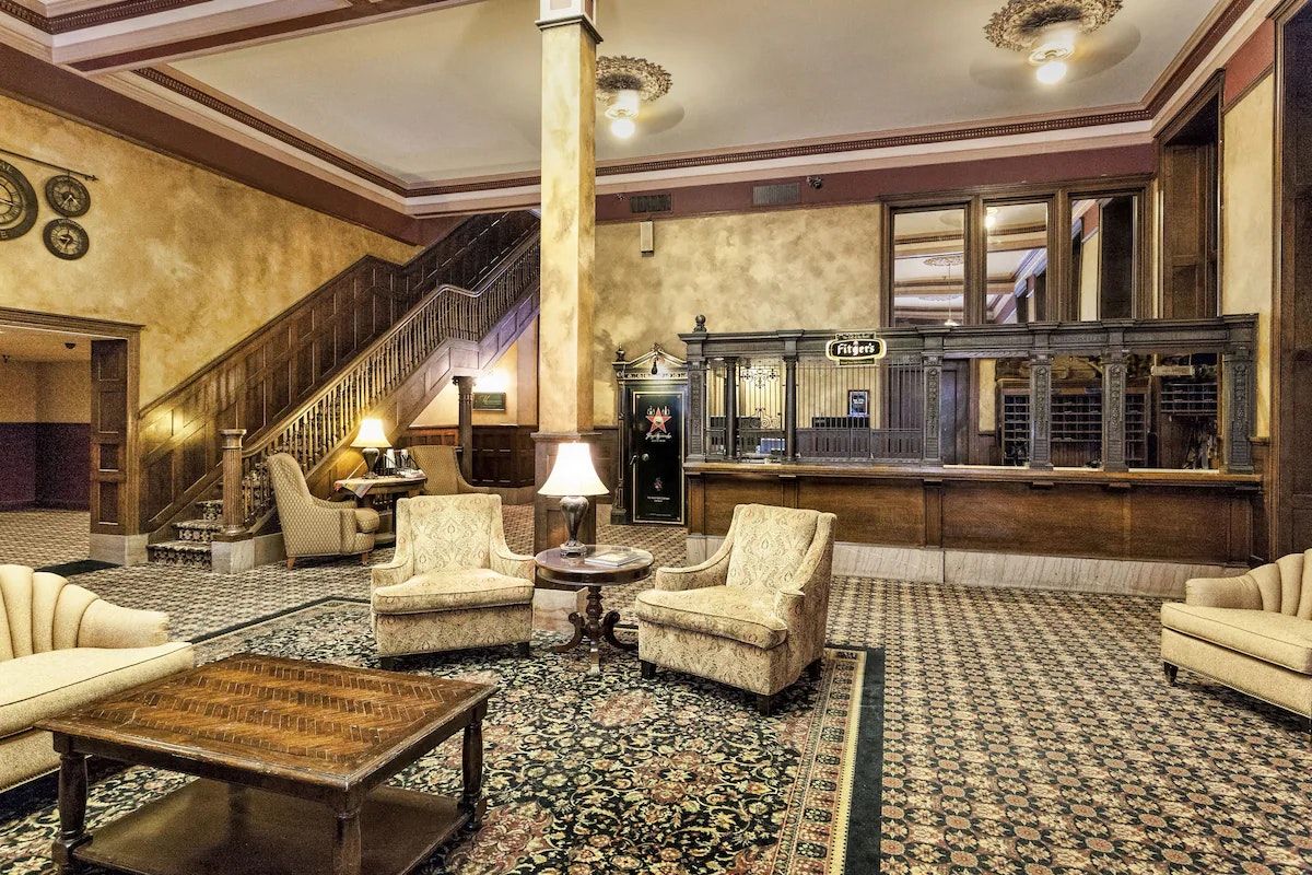 Lounge Photo