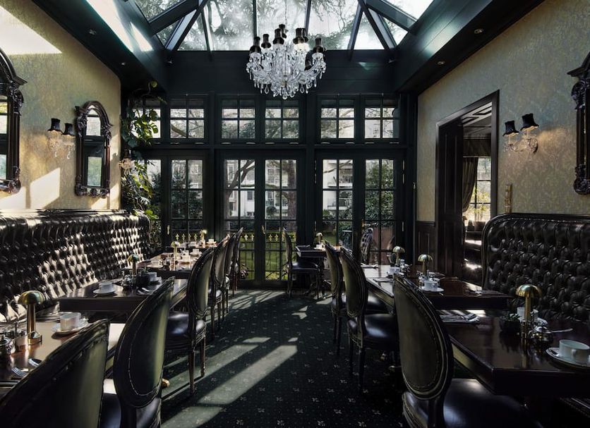 Restaurant Photo