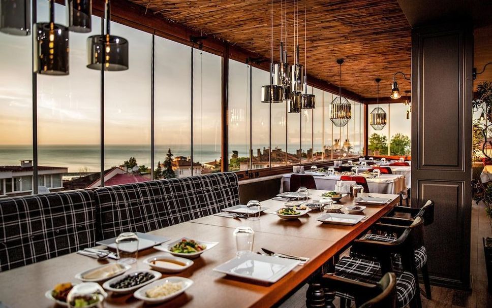 Restaurant Photo