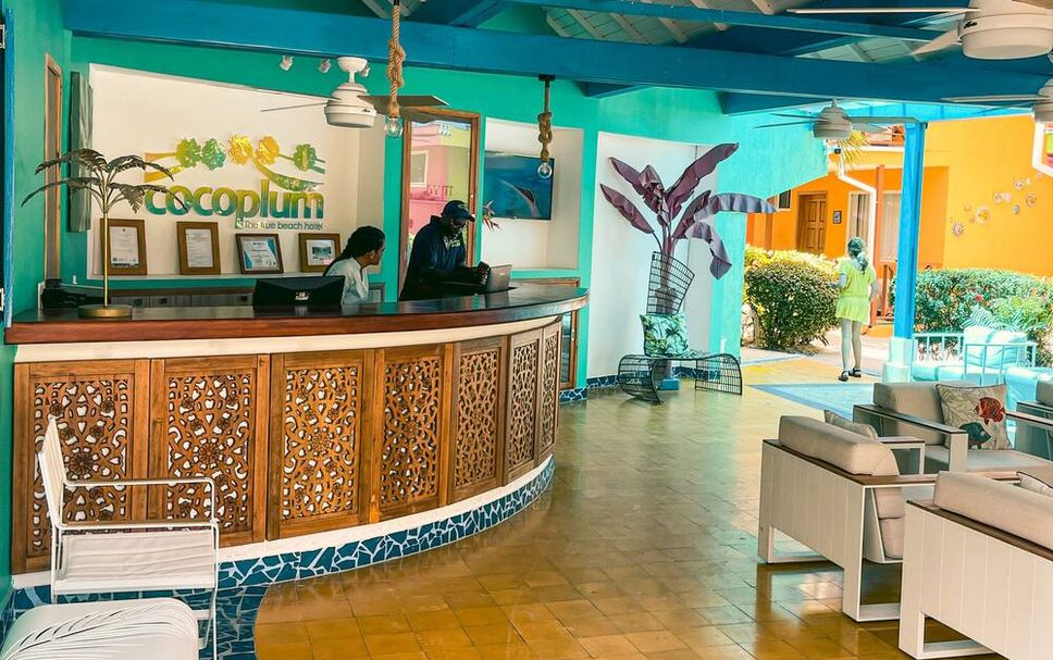 Front desk Photo