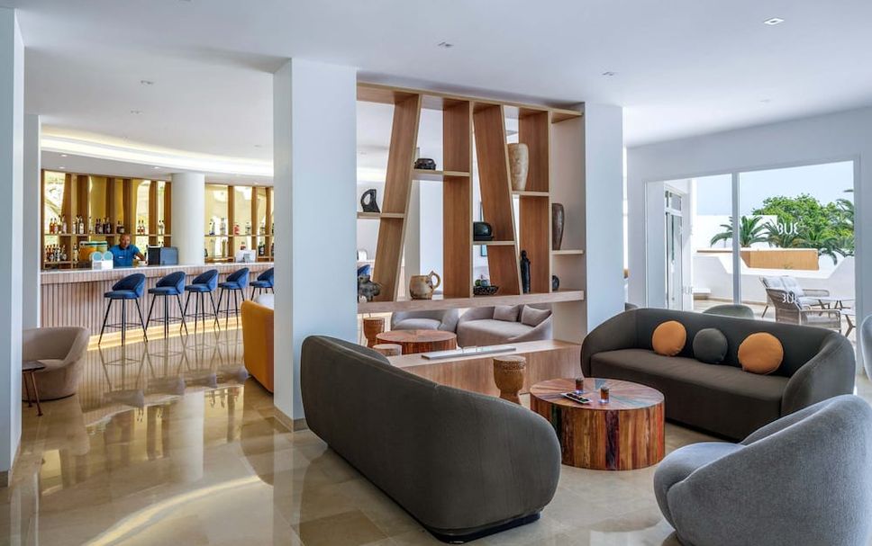 Lounge Photo