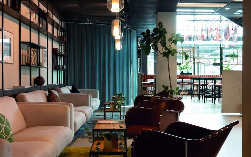 Lounge Photo