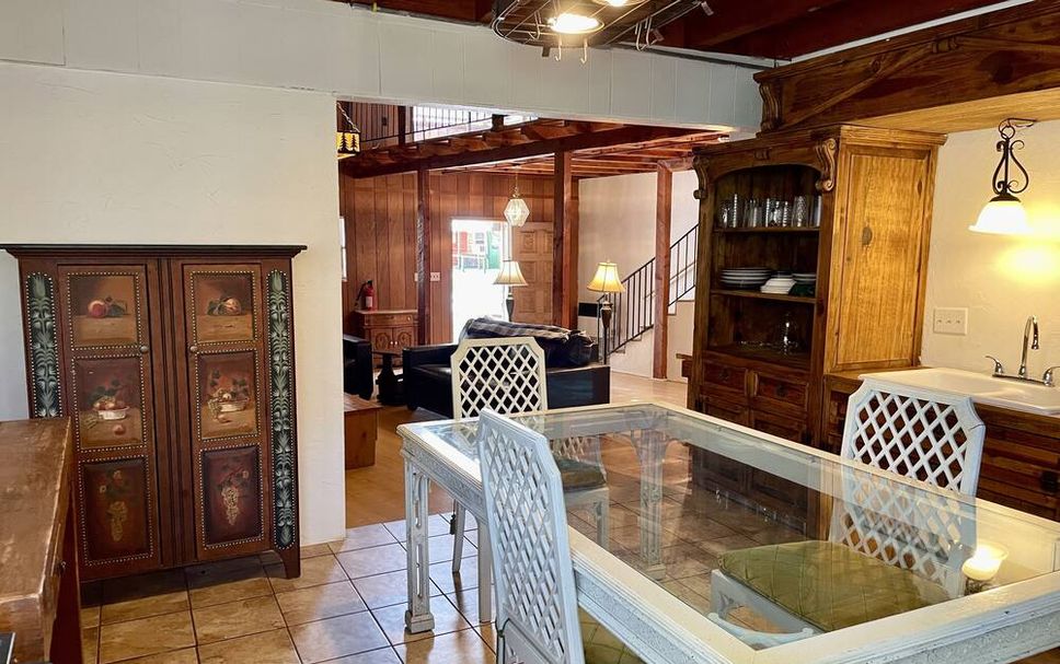 Dining room Photo