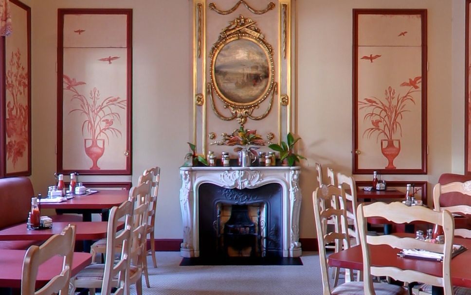 Restaurant Photo