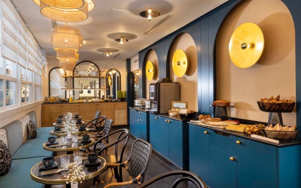 Restaurant Photo