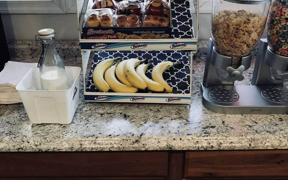 Buffet Photo