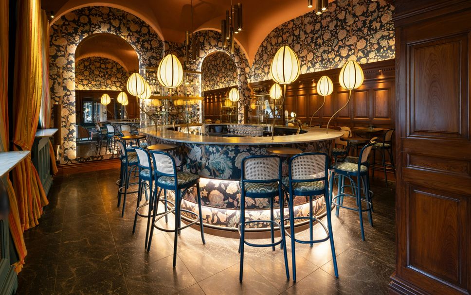 Bar Photo
