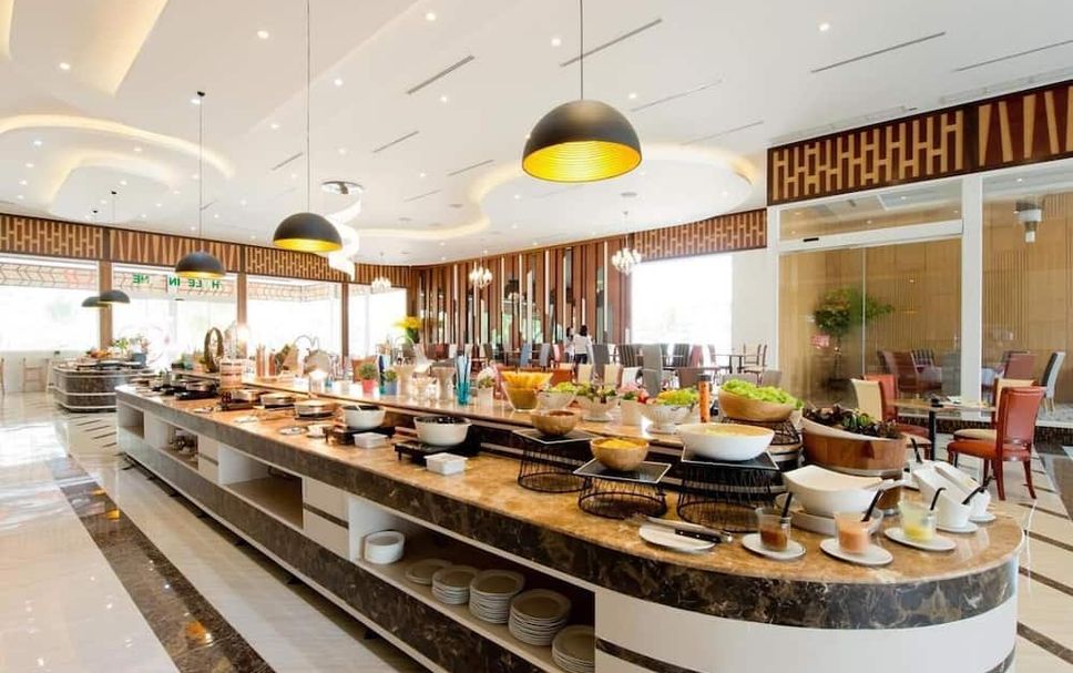 Buffet Photo