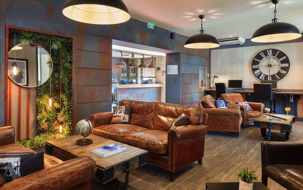 Lounge Photo