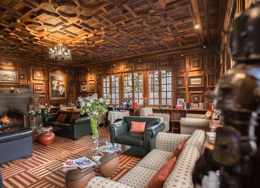 Lounge Photo