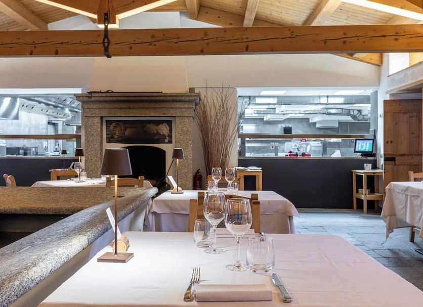Restaurant Photo