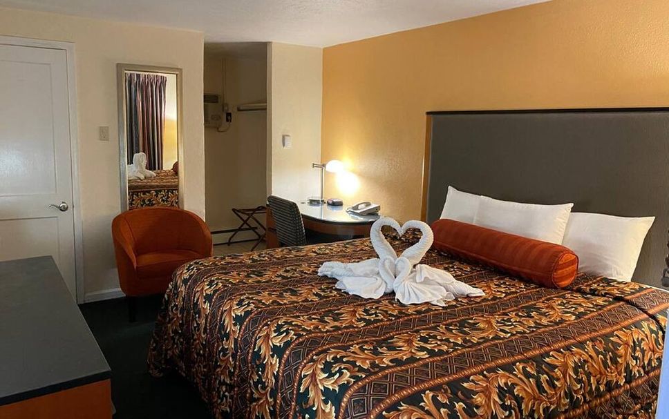 Sentinel Motel in West Chester, the United States from $73: Deals ...