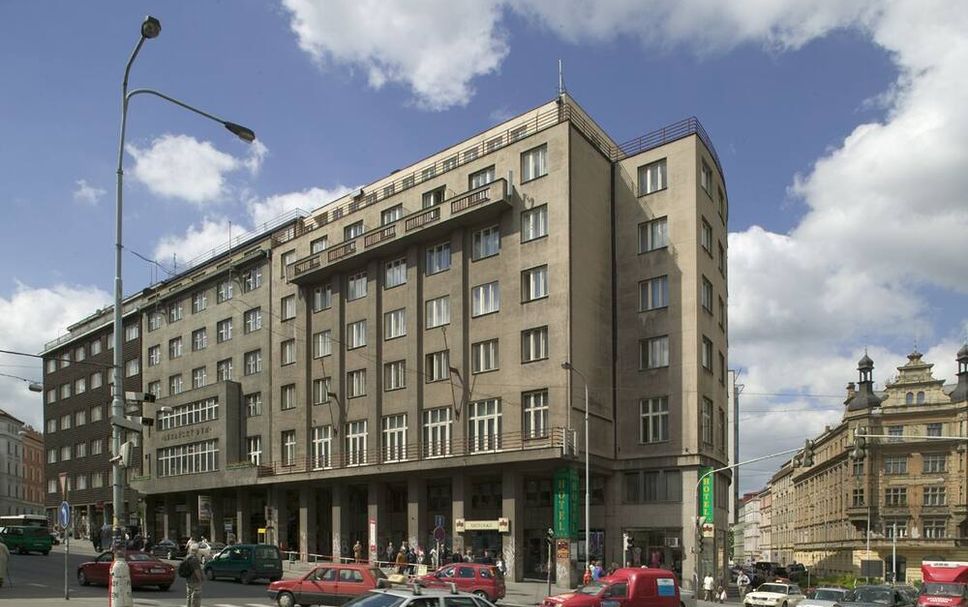 Building Photo