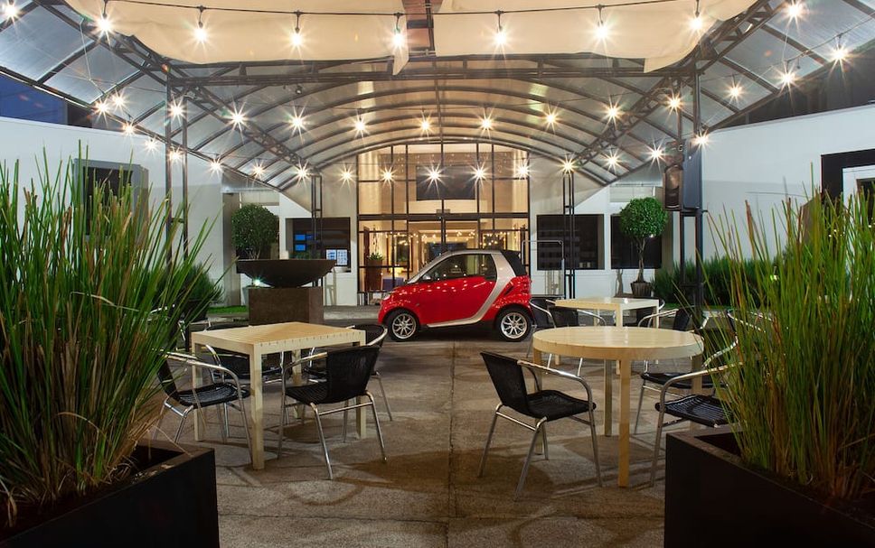 Hotel Entrance Photo