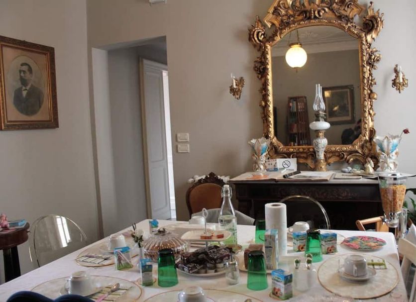 Dining room Photo