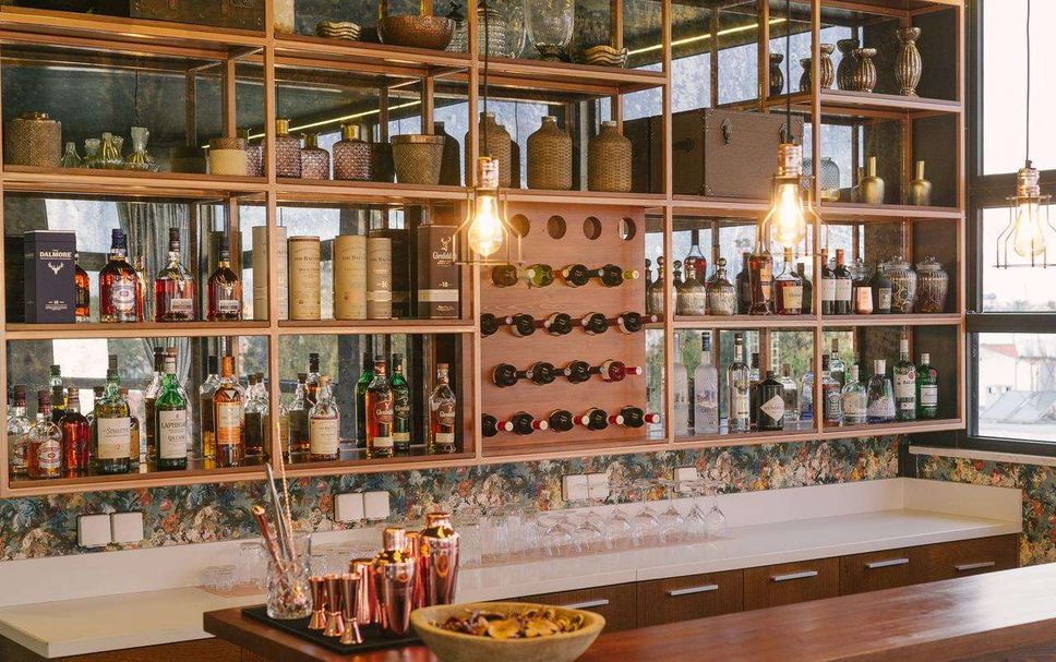 Bar Photo