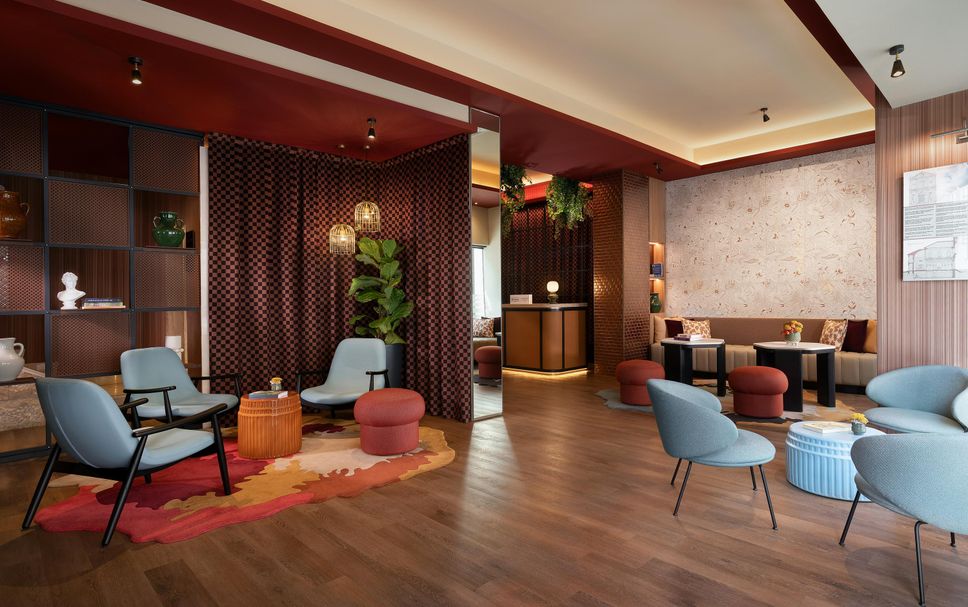 Lounge Photo