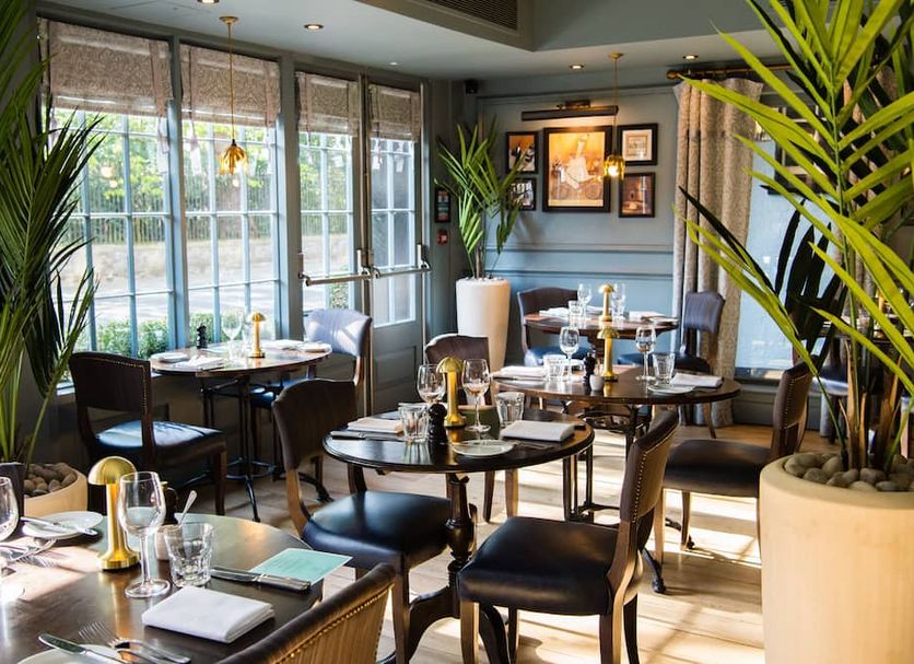 Restaurant Photo