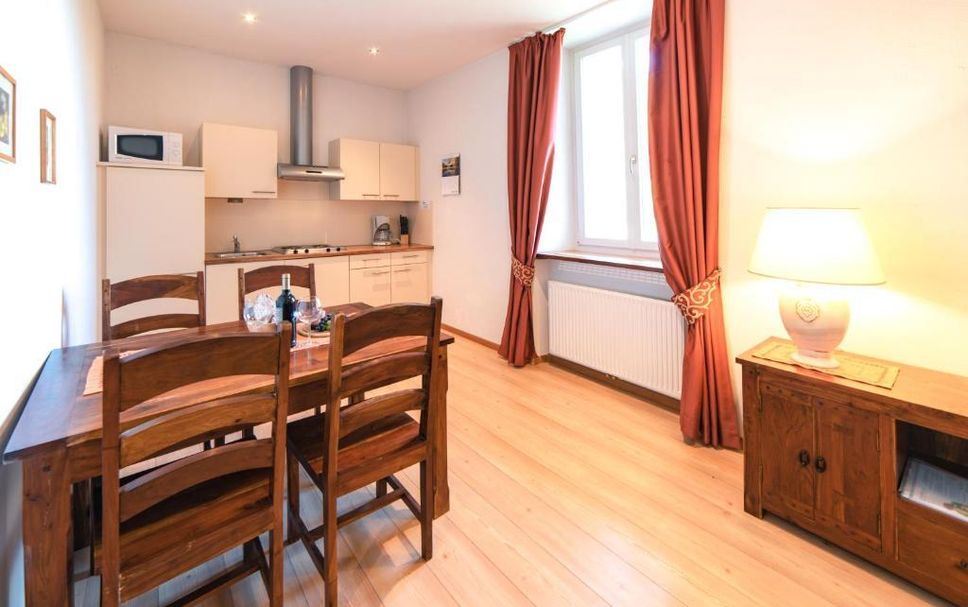 Dining room Photo