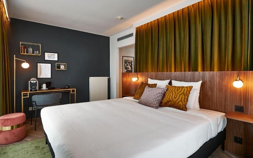 Bedroom Photo